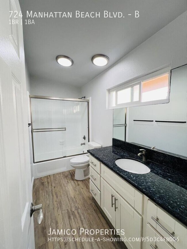 Foto del edificio - 724 Manhattan Beach Blvd