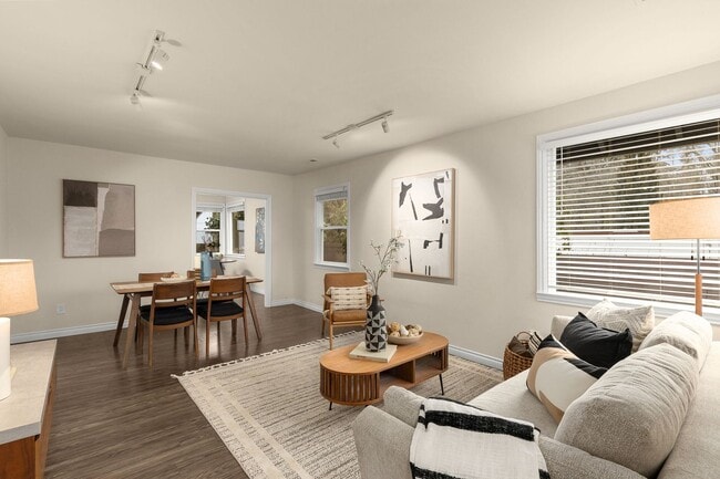 Building Photo - Updated Northgate Home with Modern Comfort, Privacy, and Great Walkability
