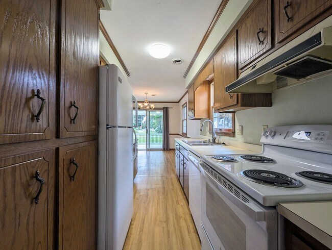 Foto del edificio - Charming 2-Bedroom Home Available for Rent!