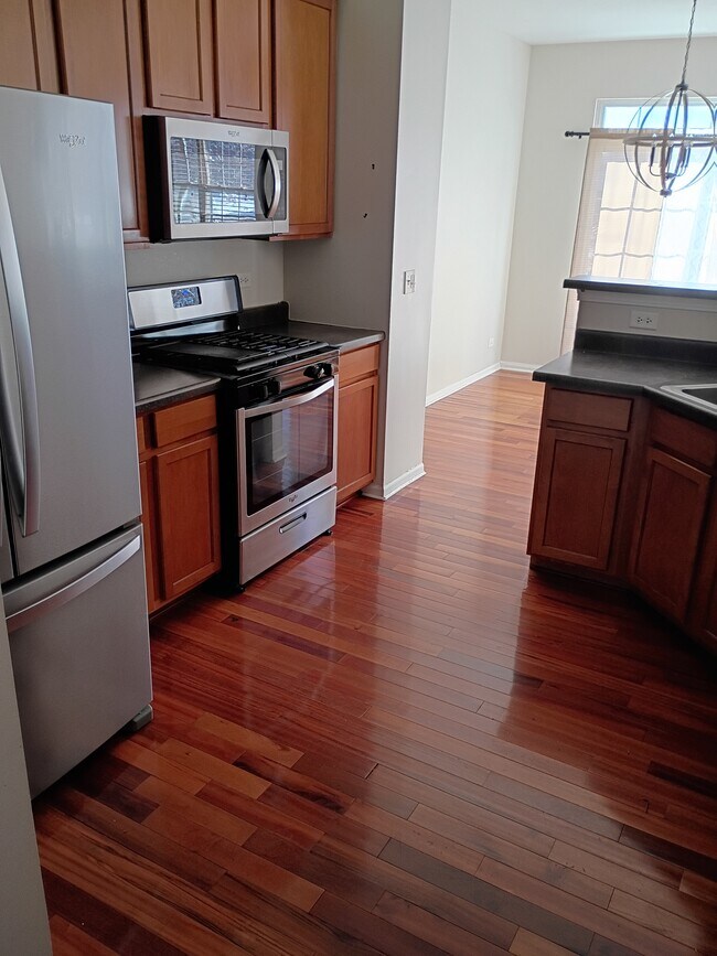 Foto del edificio - 188 Concord Dr S