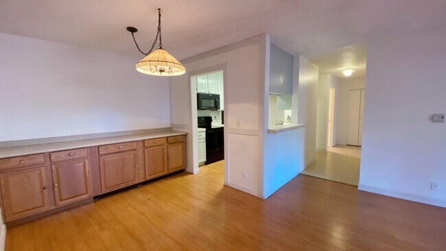 Foto del edificio - 39975 Cedar Blvd