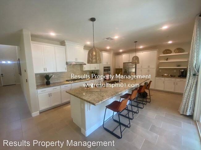 Building Photo - 4 br, 3 bath House - 1573 Osborn Dr