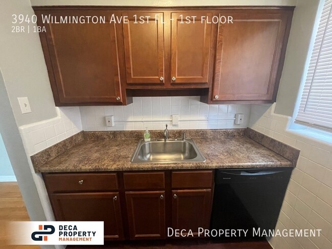 Building Photo - 2 Bedroom Apartment