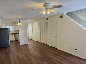 Building Photo - 455 S Mesa Dr