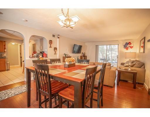 Foto del edificio - 11 Shadowbrook Ln