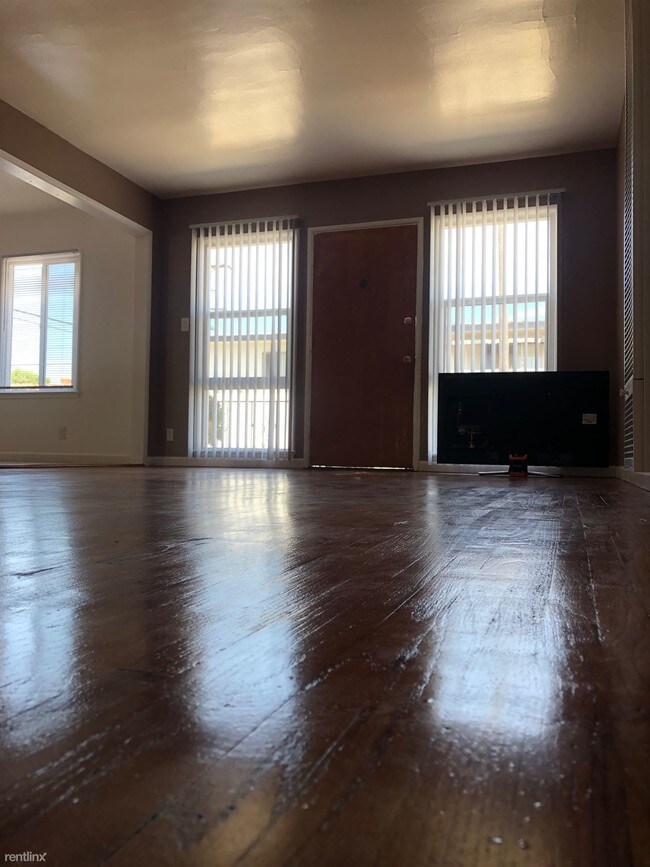 Foto del edificio - 3602 W 60th St