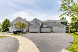 Building Photo - 708 Valley View Ct