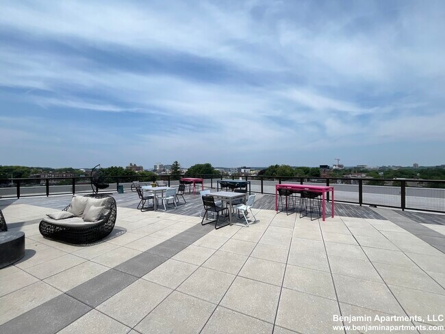 Foto del edificio - 89 Brighton Ave