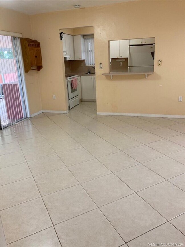Foto del edificio - 1410 NW 79th Way