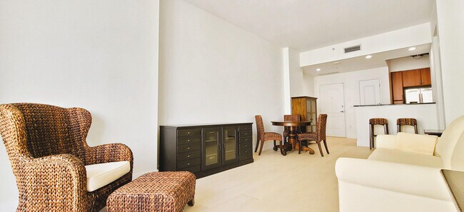 Foto del edificio - 801 S Olive Ave