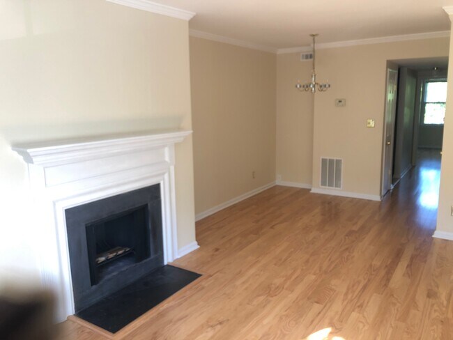 Foto del edificio - 1953 Calvert St NW