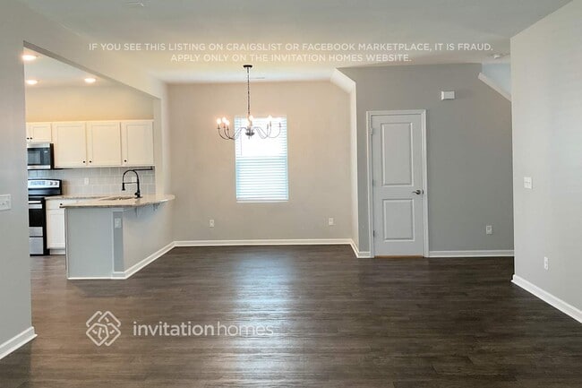 Building Photo - 1047 Lonergan Cir