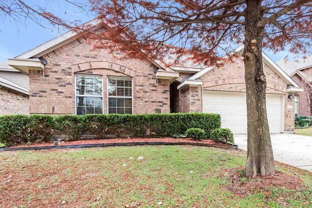 1420 Castlegar Ln, Justin, TX 76247 House Rental in Justin, TX