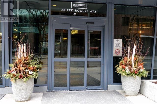 Photo du bâtiment - 28 Ted Rogers Way