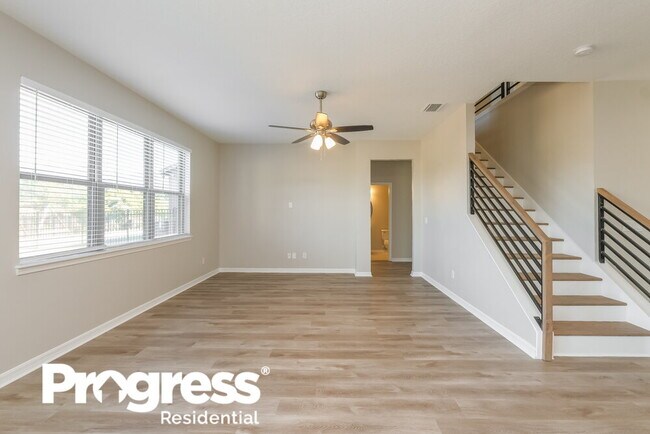 Building Photo - 9208 European Olive Way