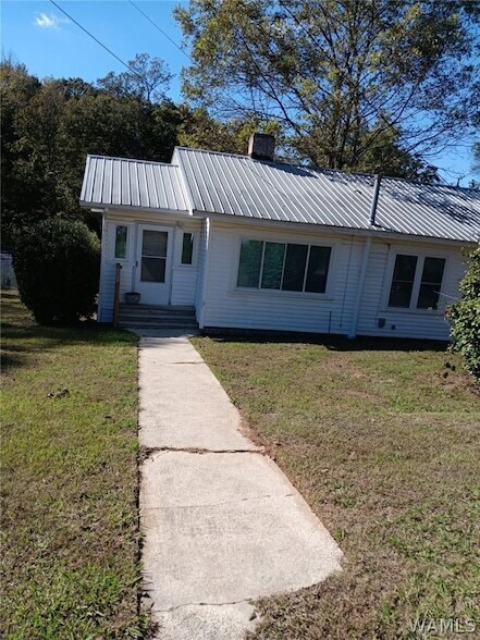 Foto del edificio - 512 34th Ave W