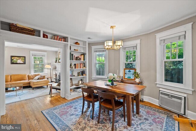 Foto del edificio - 23 E Walnut St