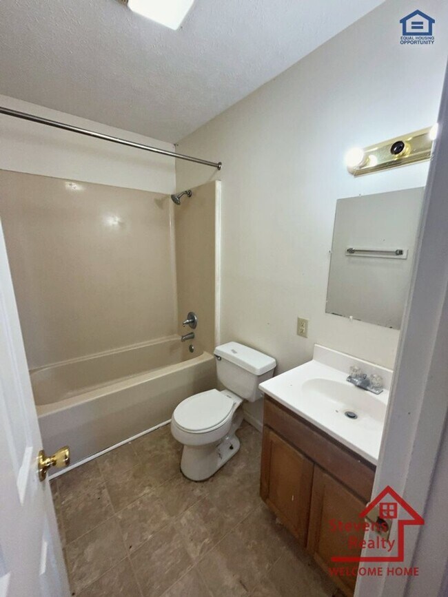Foto del edificio - 106 Dogwood Pointe Dr