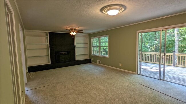 Building Photo - 4093 Hideaway Dr