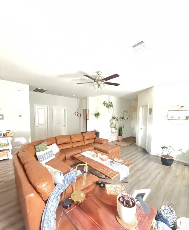 Building Photo - 1236 Whippletree Trl
