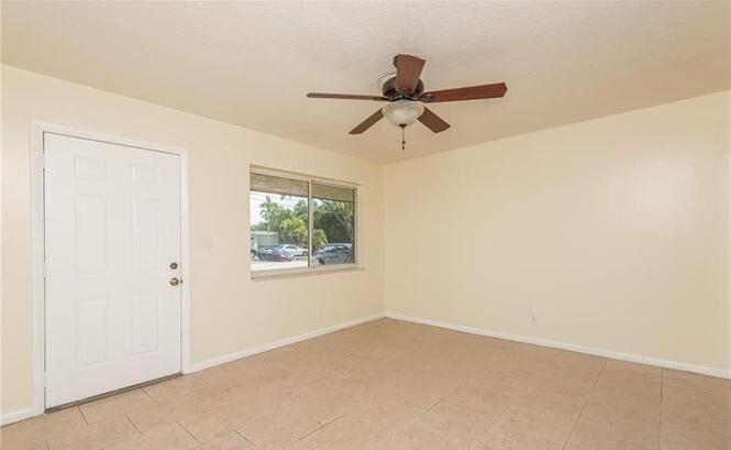 Foto del edificio - 2061 NE 25th Ave