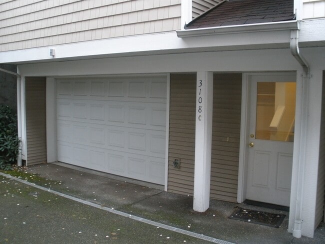 Building Photo - Loyal Heights/ Seattle