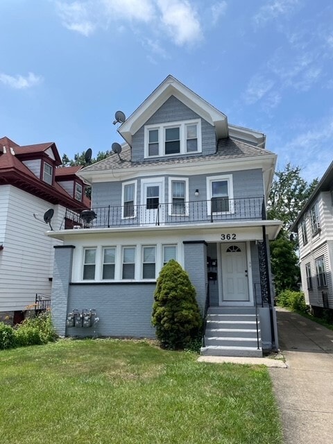 Building Photo - 362 Colvin Ave