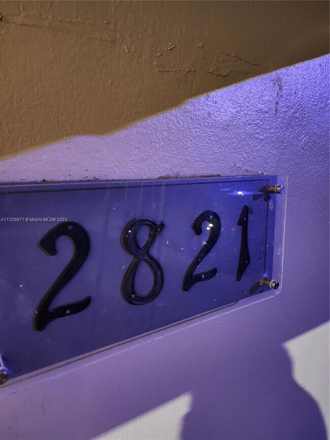 Foto del edificio - 2821 SW 39th Ave