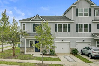Building Photo - 4103 Rigsby Ln