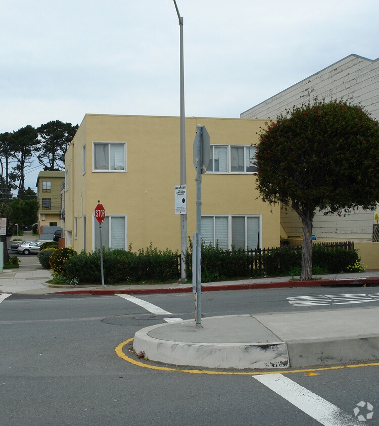 Foto del edificio - 498 Westlake Ave