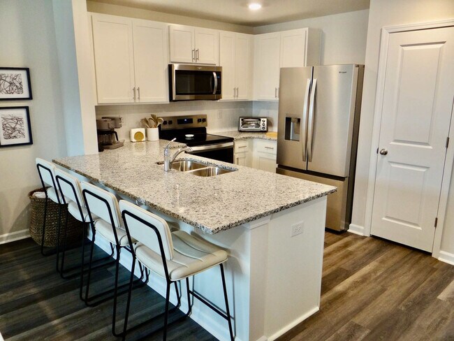 Building Photo - 1 N Yaupon Dr