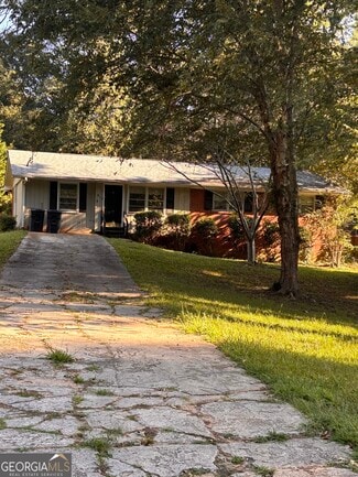 Building Photo - 910 Virginia Ct SE