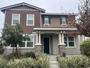 Building Photo - 232 Tuso Ranch Rd