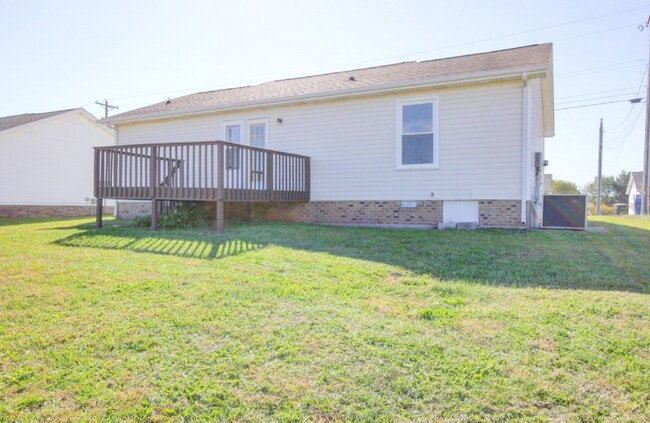 Building Photo - 1065 Bobcat Dr