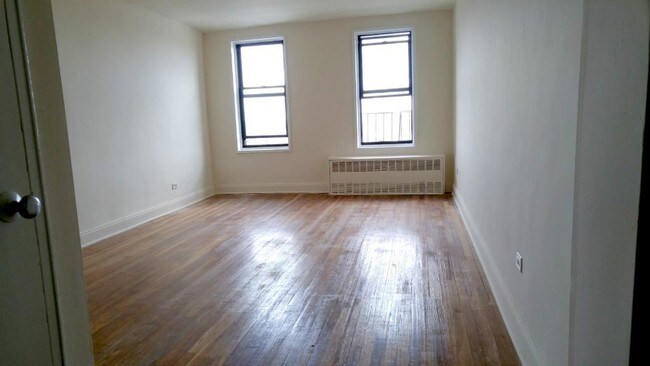 Foto del edificio - 180 Beach 117th St