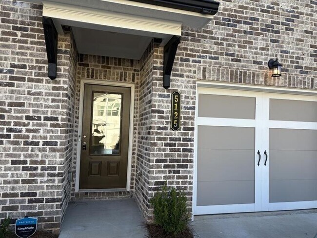 Foto del edificio - 5125 Fox Den Rd