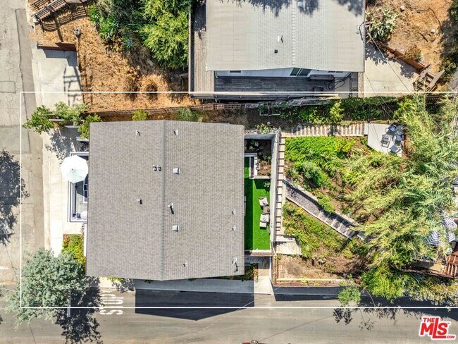 Foto del edificio - 4841 Minden Pl