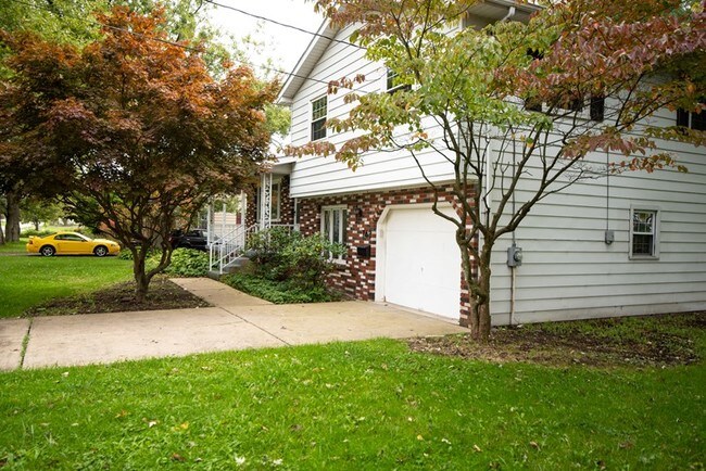 Foto del edificio - 743 Porter Ave