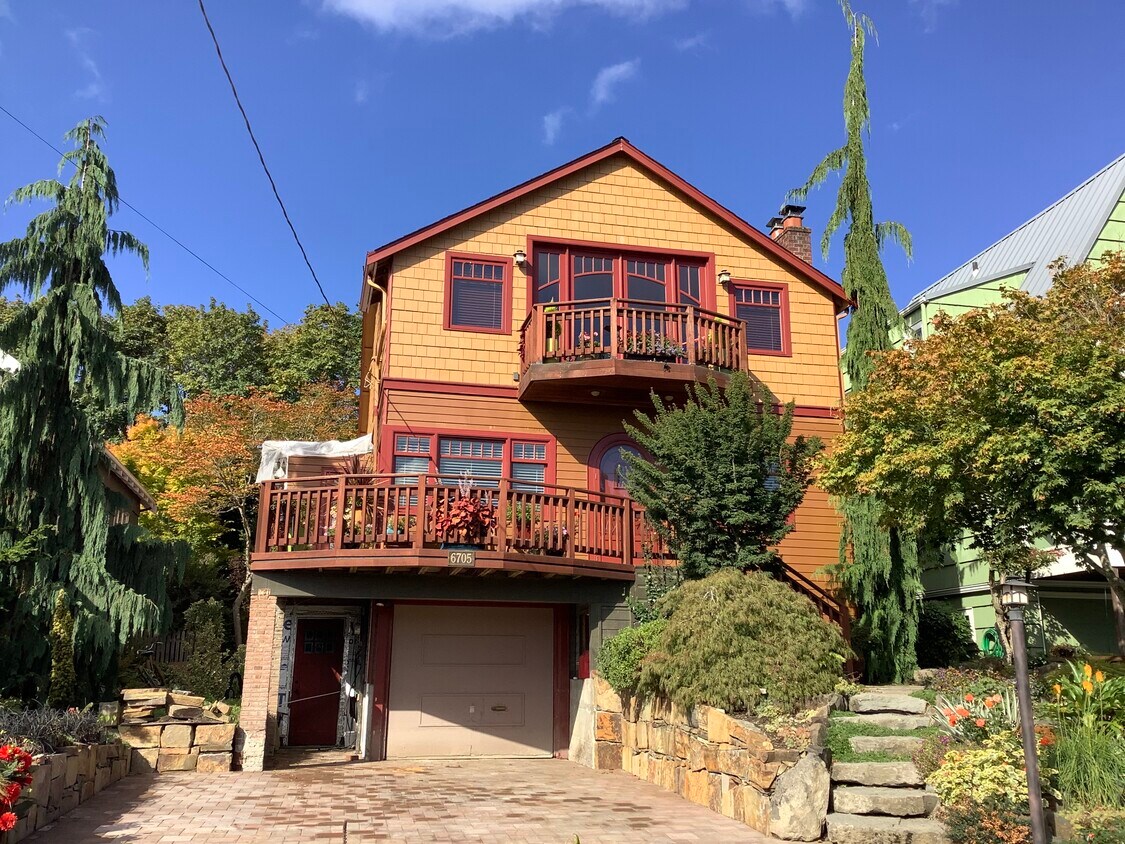 Foto principal - 6705 56th Ave S