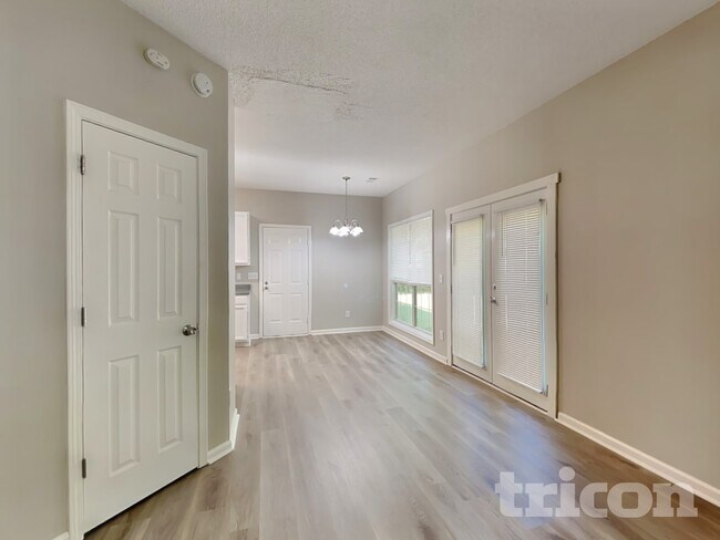 Foto del edificio - 313 Westchester Way