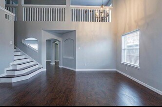 Building Photo - 18102 Spring Run Ln