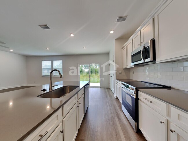 Foto del edificio - 306 Calla Lily Ct
