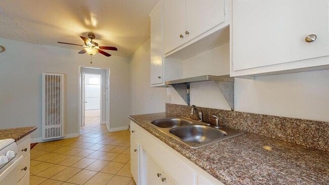 Foto del edificio - 2611 Ocean Ave