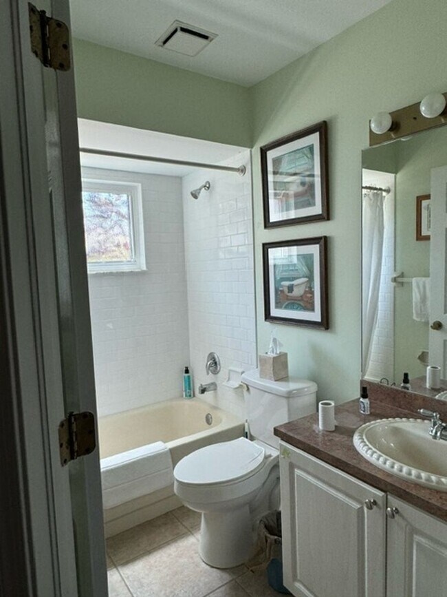 Foto del edificio - 3 Bedroom Single Family Home in Fort Myers