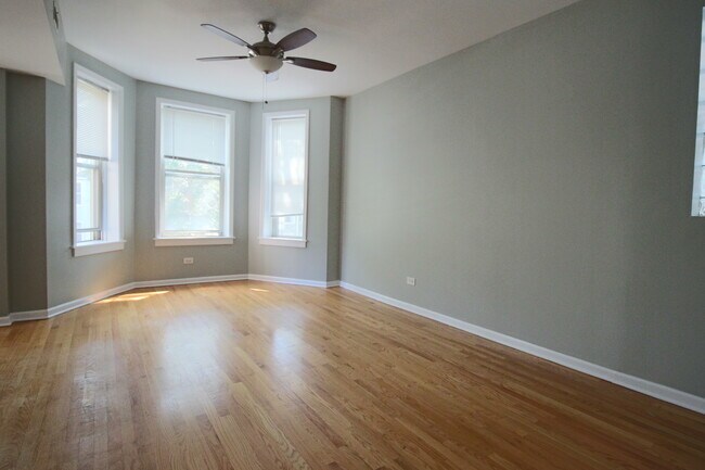 Foto del edificio - 3228 N Central Park Ave