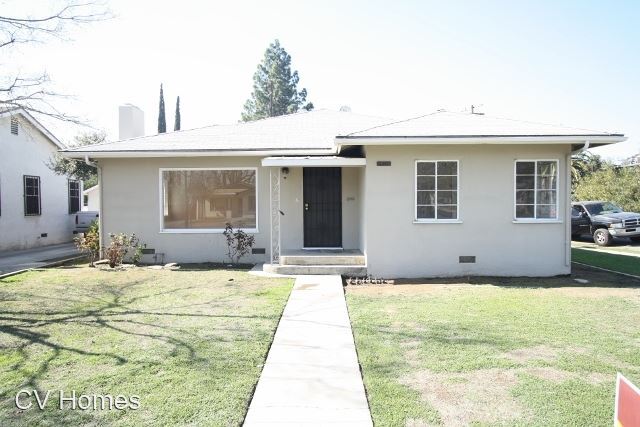 Primary Photo - 3 br, 1 bath House - 953 N. San Pablo Ave.