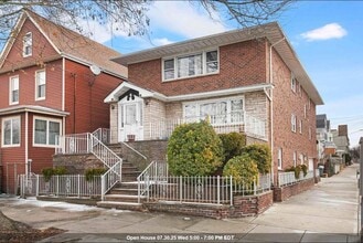 Building Photo - 588 Avenue A