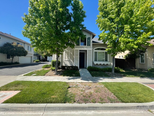 Building Photo - 743 Cottage Ln. Paso Robles