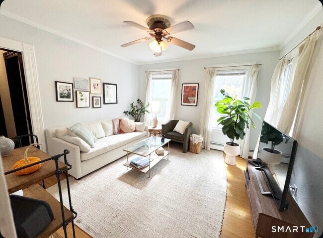 Foto del edificio - 73 Lawrence St