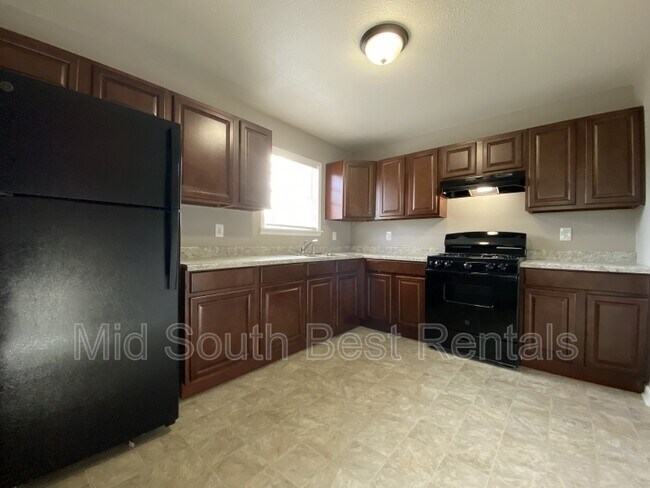 Foto del edificio - 7001 Knollwood Rd